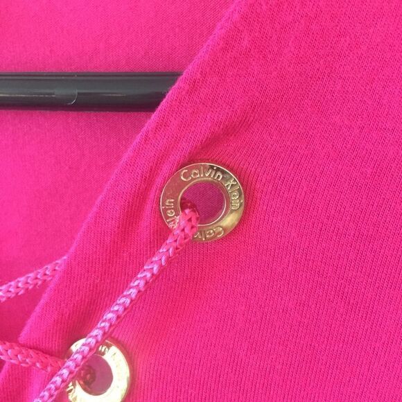 Like new Calvin Klein blouse - Picture 5 of 10